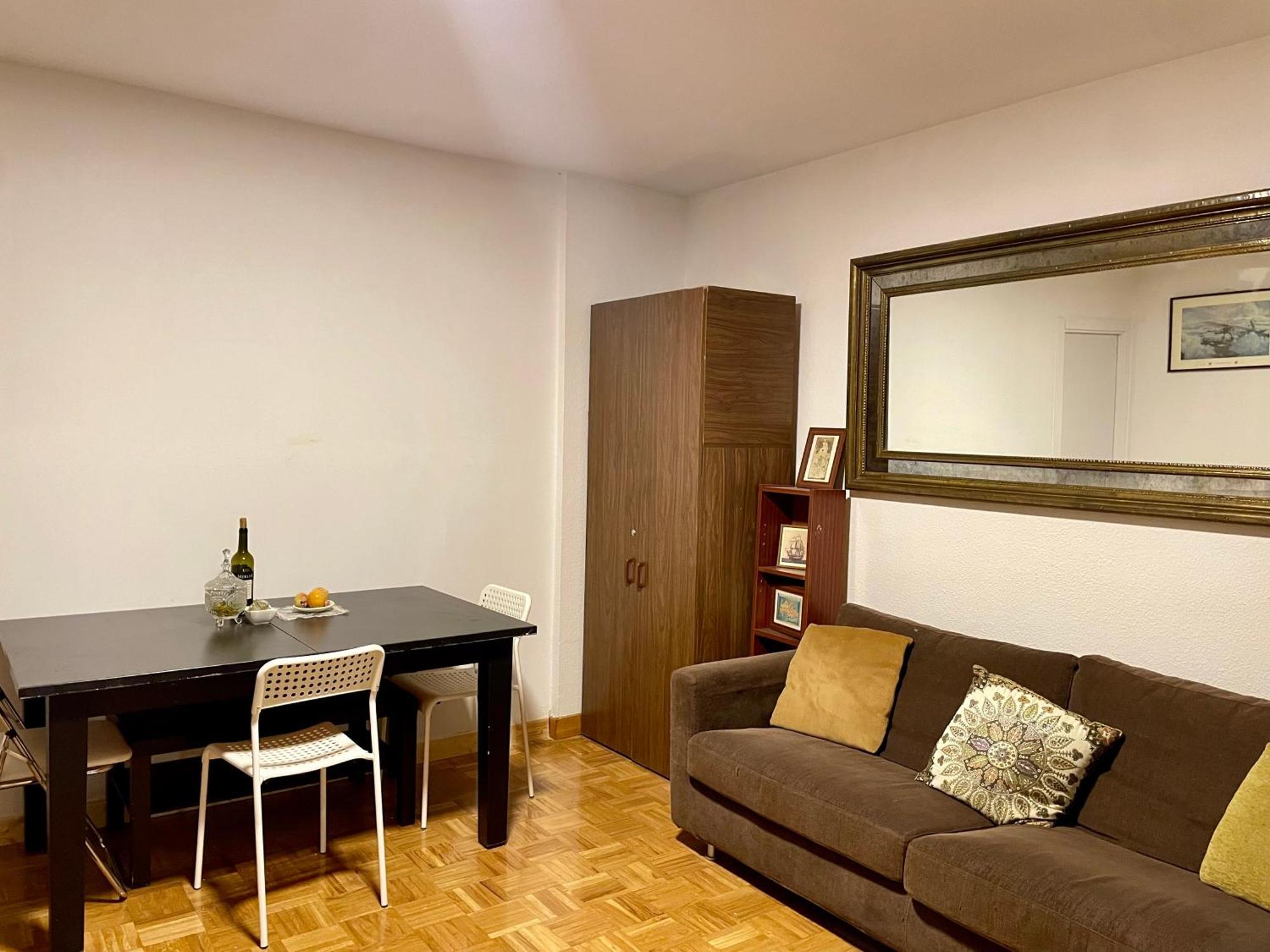 Private Rooms Madrid Atocha מראה חיצוני תמונה