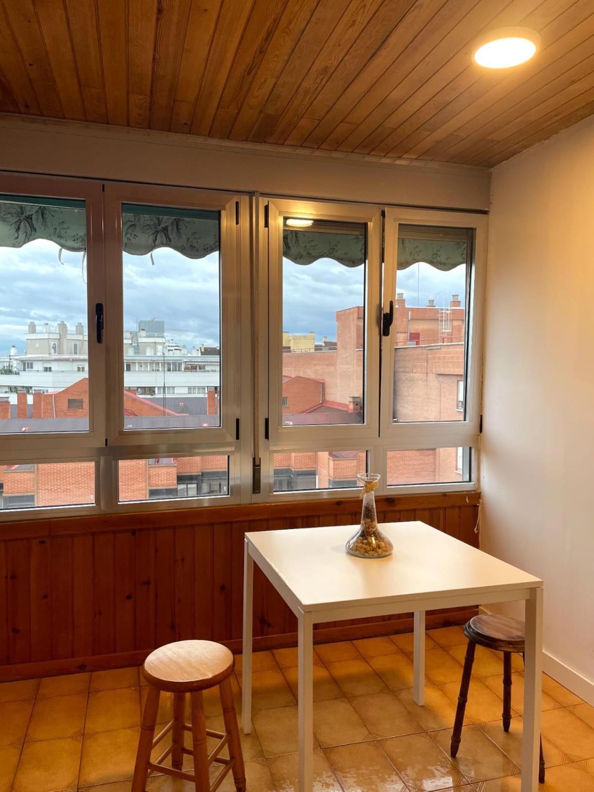 Private Rooms Madrid Atocha מראה חיצוני תמונה