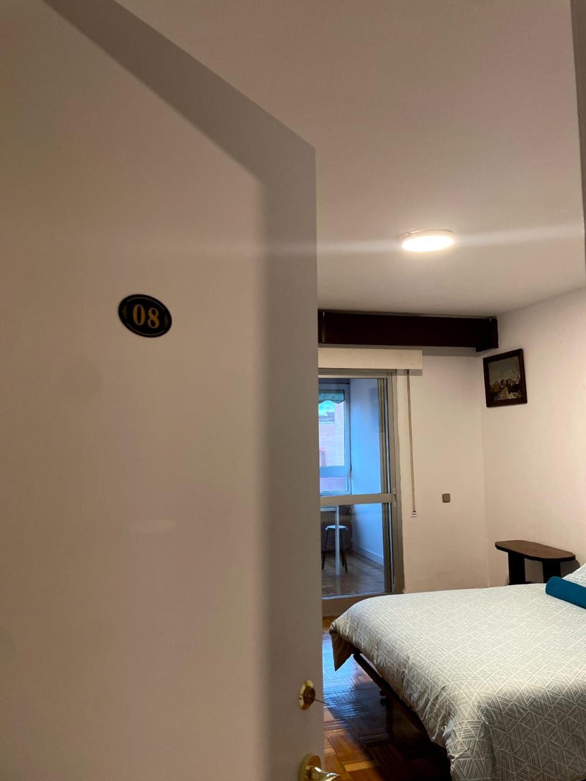 Private Rooms Madrid Atocha מראה חיצוני תמונה
